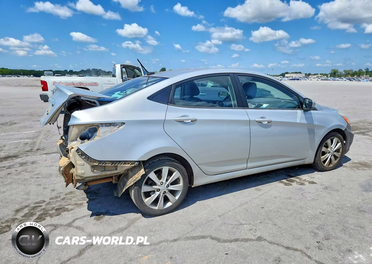 2014 Hyundai Accent Gls VIN:KMHCU4AE1EU621052 - 3