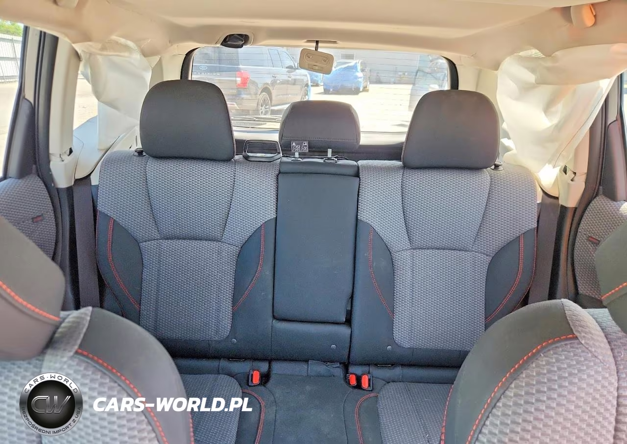 2019 Subaru Forester Sport VIN:JF2SKAPC1KH481973 - 10