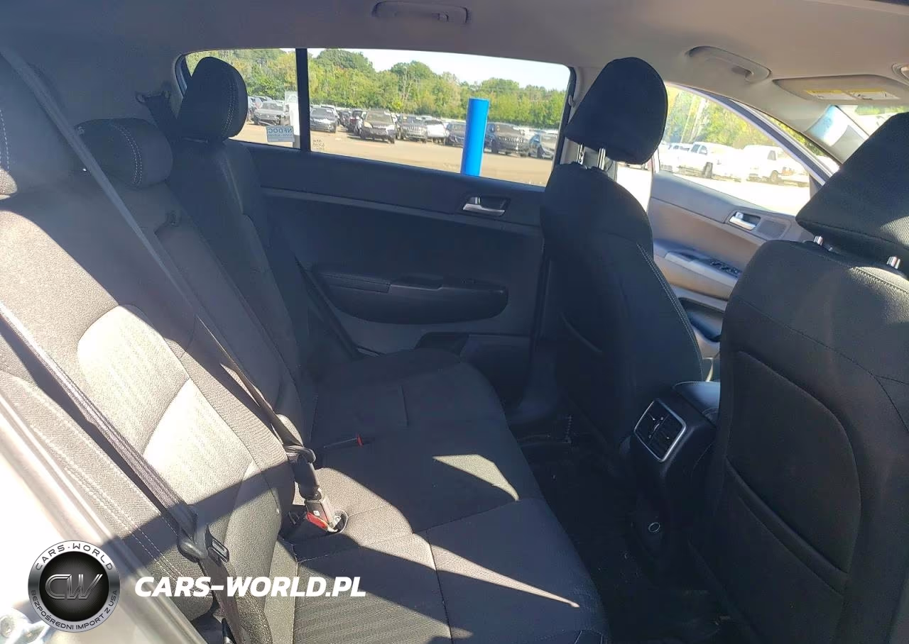 2021 Kia Sportage Lx VIN:KNDPMCAC9M7919814 - 10