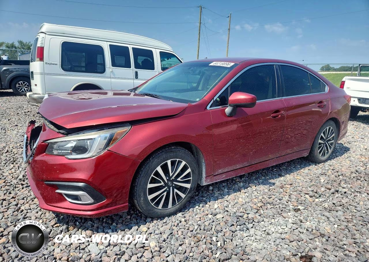 2018 Subaru Legacy 2.5I Premium VIN:4S3BNAC61J3021116 - 1