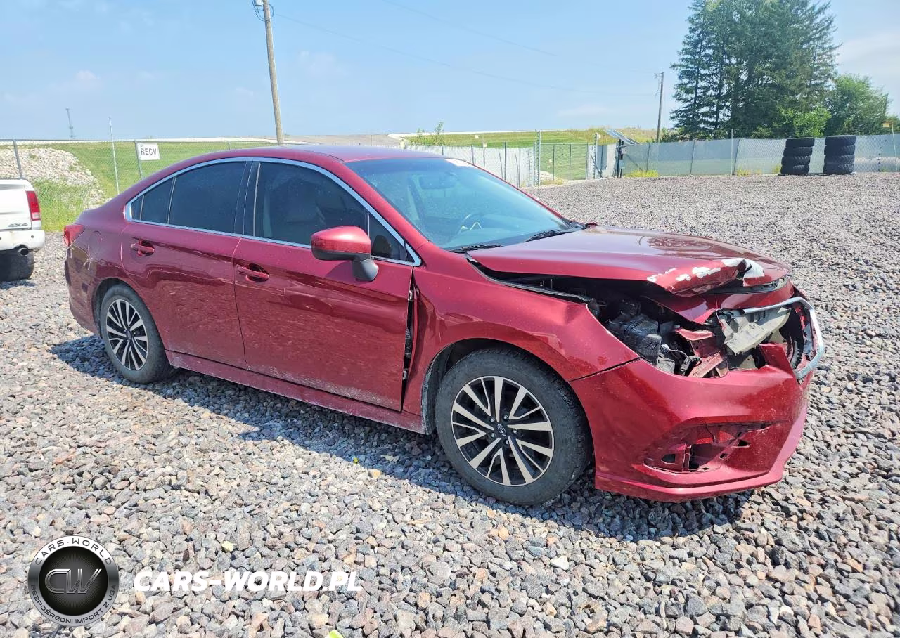 2018 Subaru Legacy 2.5I Premium VIN:4S3BNAC61J3021116 - 4