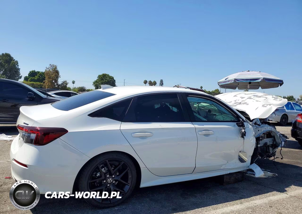 2026 Honda Civic Sport VIN:2HGFE2F50TH572441 - 3