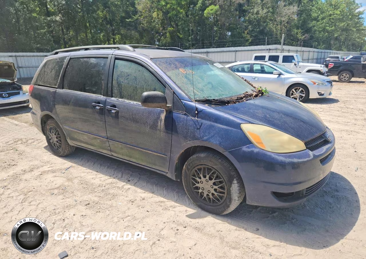 2004 Toyota Sienna Le 7 Passenger VIN:5TDZA23CX4S131235 - 4