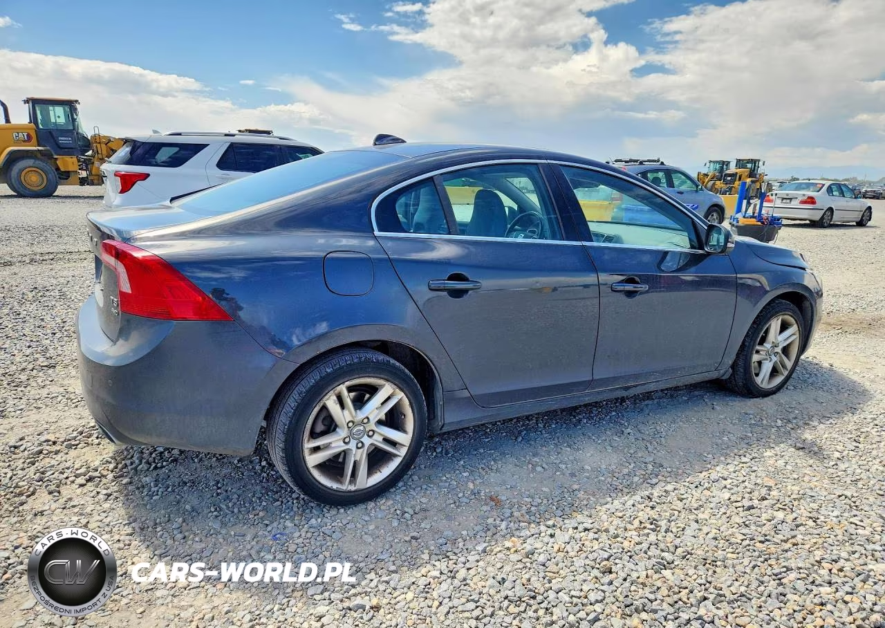 2015 Volvo S60 Premier VIN:YV1612TK5F1351578 - 3