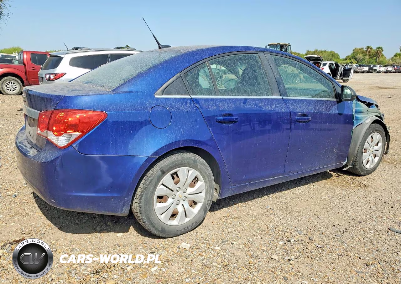 2012 Chevrolet Cruze Ls VIN:1G1PC5SH6C7187304 - 3