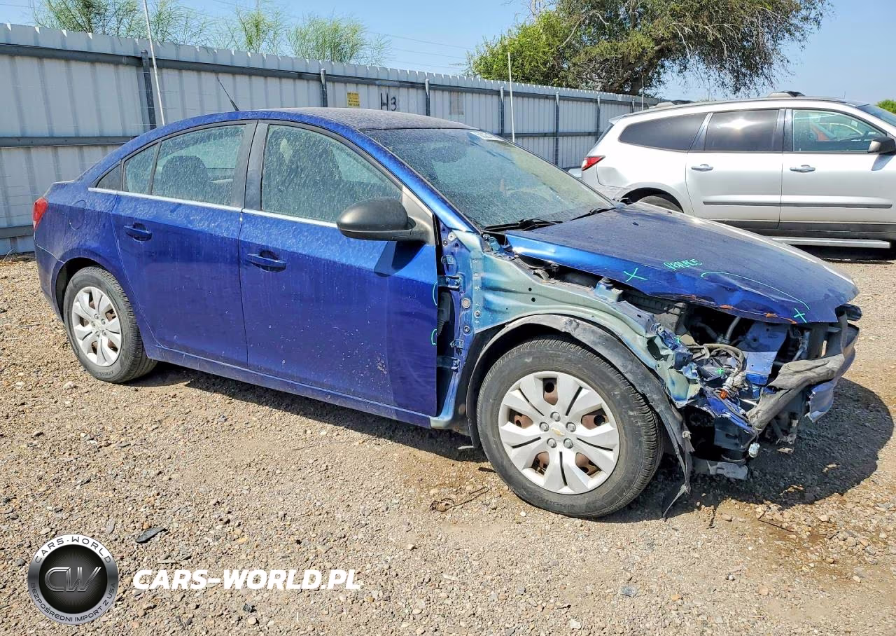 2012 Chevrolet Cruze Ls VIN:1G1PC5SH6C7187304 - 4