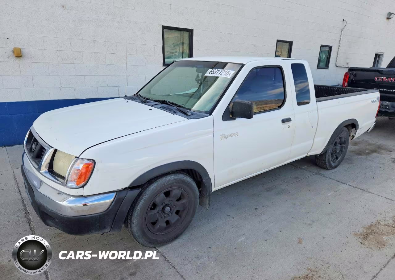2000 Nissan Frontier Xe