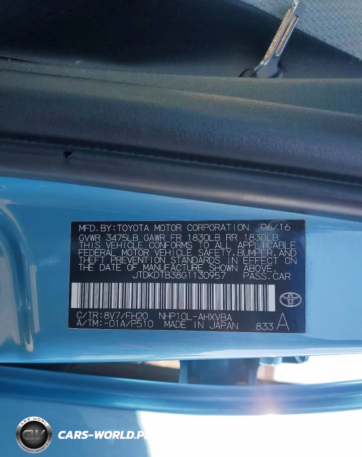 2016 Toyota Prius C One VIN:JTDKDTB38G1130957 - 13