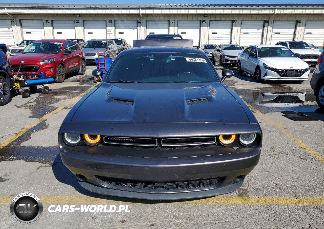 2020 Dodge Challenger Sxt VIN:2C3CDZAG8LH113569 - 5