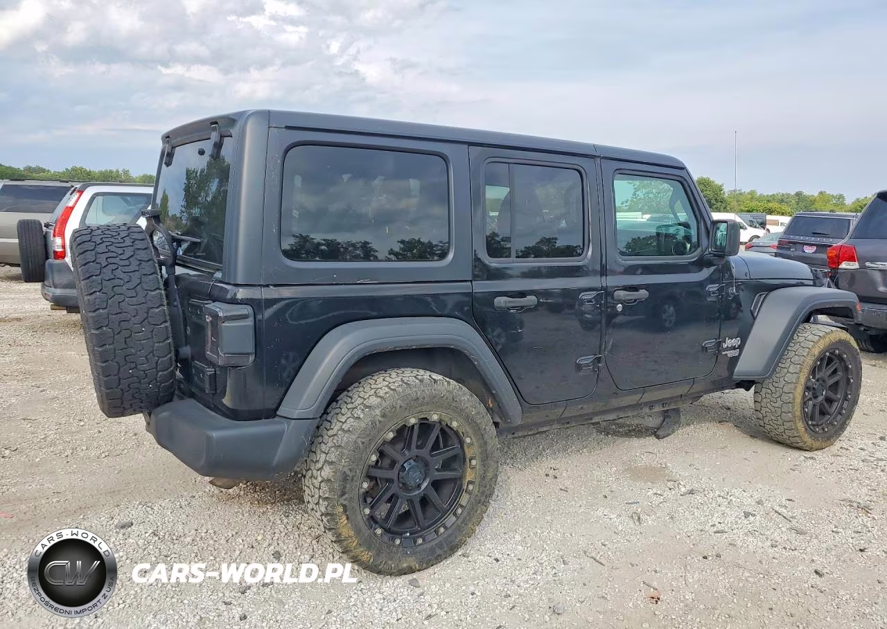 2019 Jeep Wrangler Unlimited Sport VIN:1C4HJXDG8KW634382 - 3