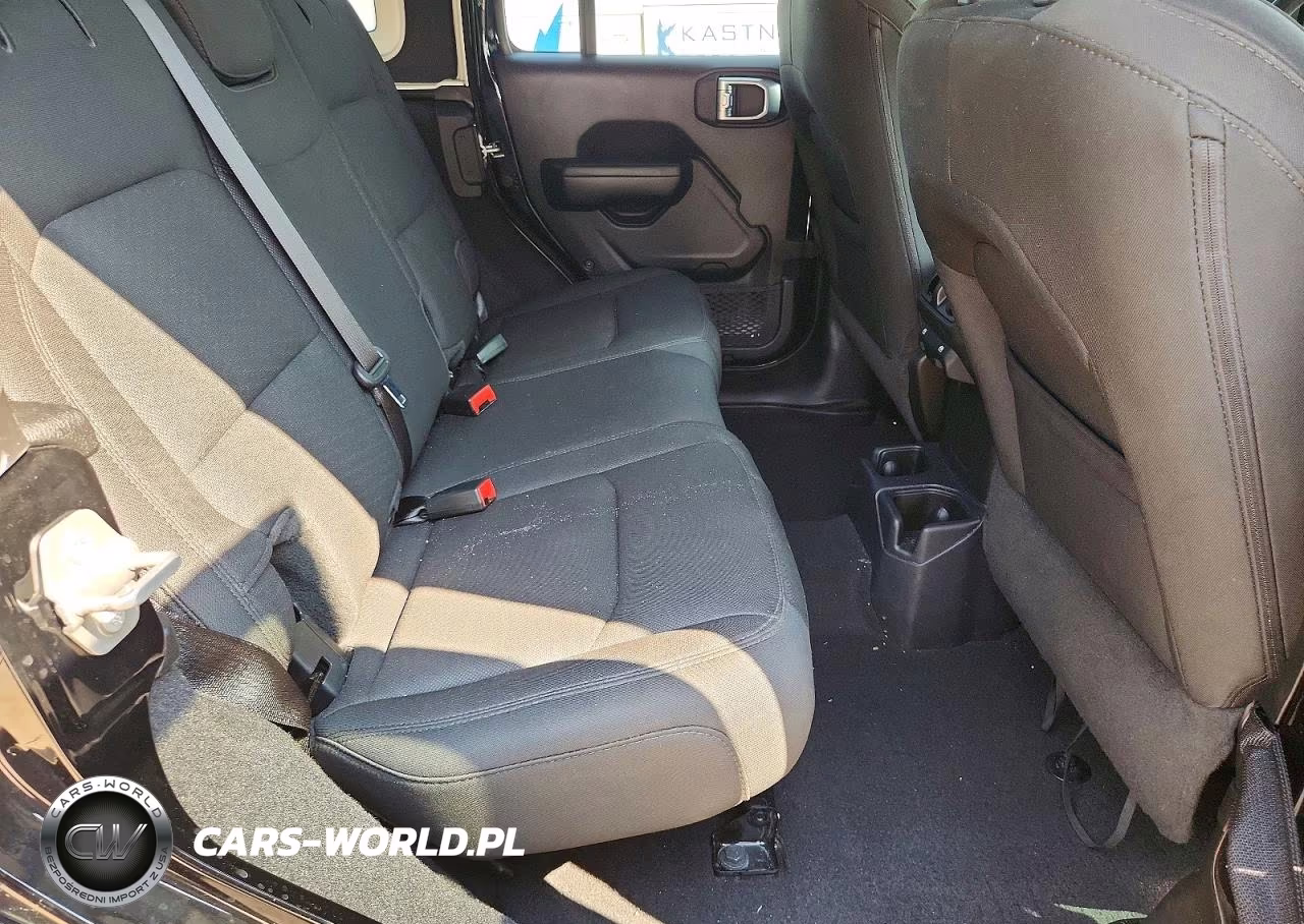 2021 Jeep Wrangler Unlimited Sport VIN:1C4HJXDN5MW792812 - 10