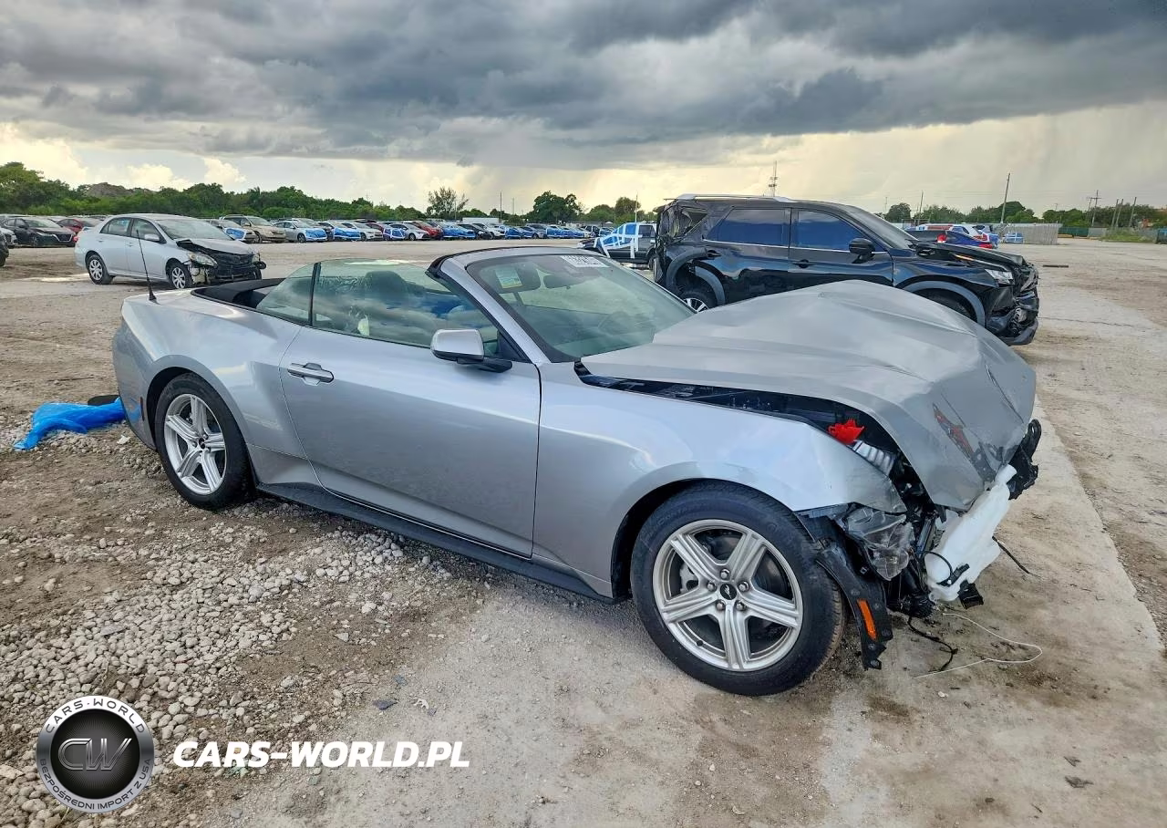 2026 Ford Mustang VIN:1FAGP8UH3T5122244 - 4