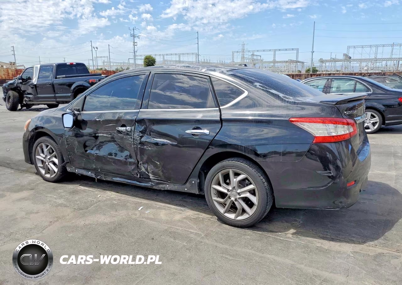 2015 Nissan Sentra Sr VIN:3N1AB7APXFY330572 - 2