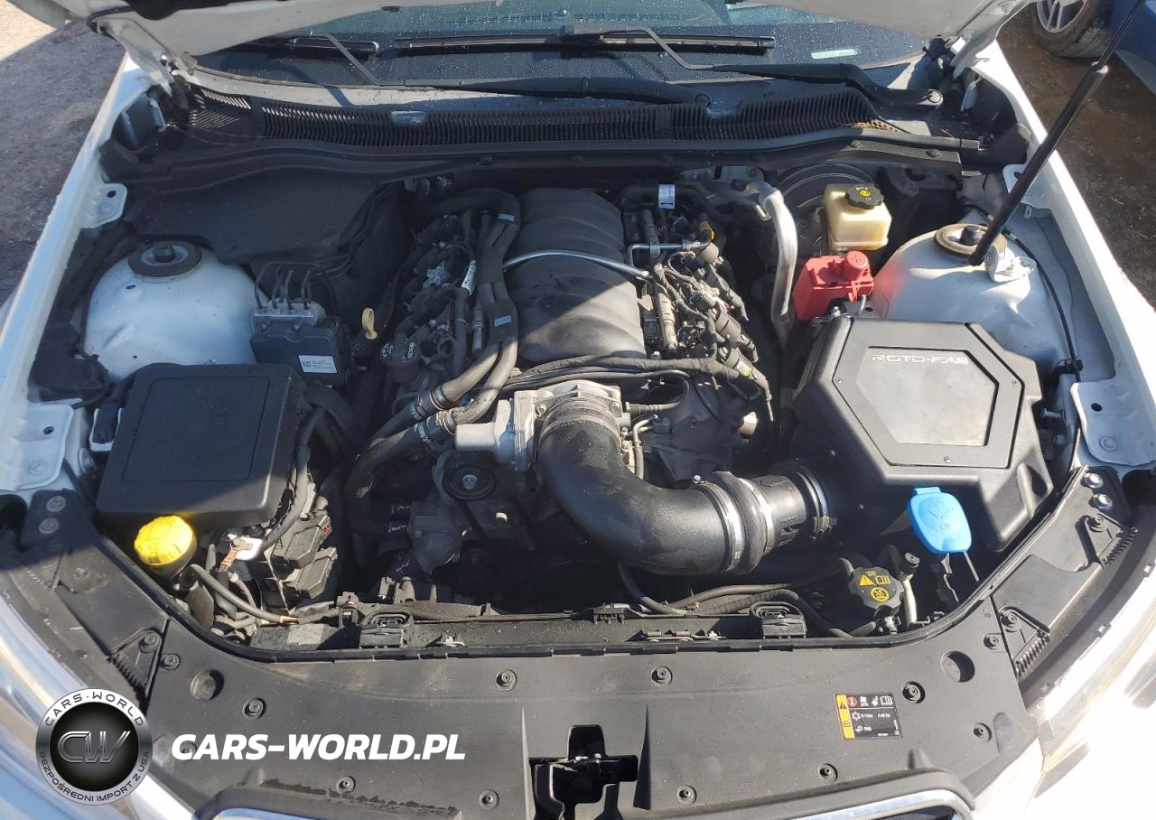 CHEVROLET SS VIN:6G3F15RW7EL962848 - 11