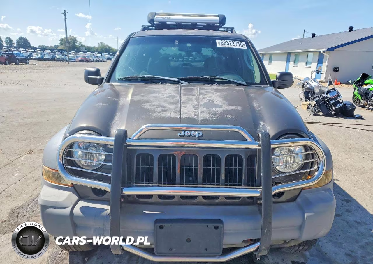 2005 Jeep Liberty Sport VIN:1J4GL485X5W635772 - 5