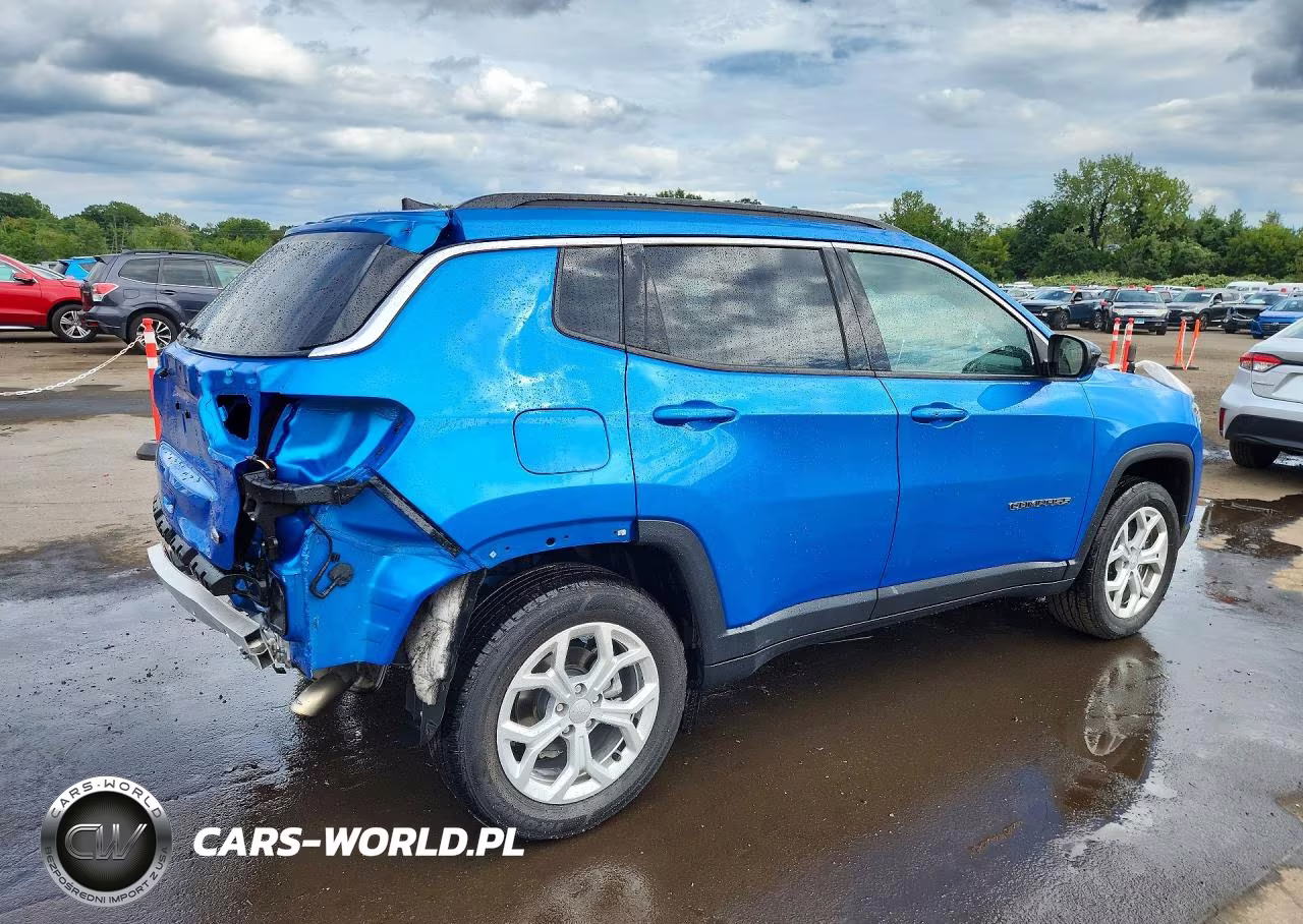 2024 Jeep Compass Latitude VIN:3C4NJDBN6RT133168 - 3