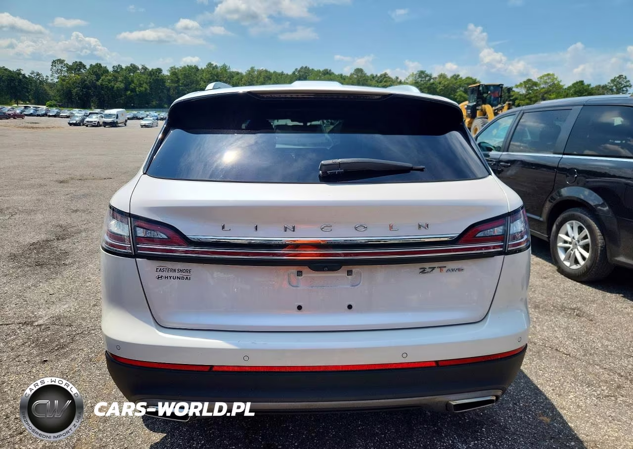 2019 Lincoln Nautilus Reserve VIN:2LMPJ8LP9KBL22575 - 6
