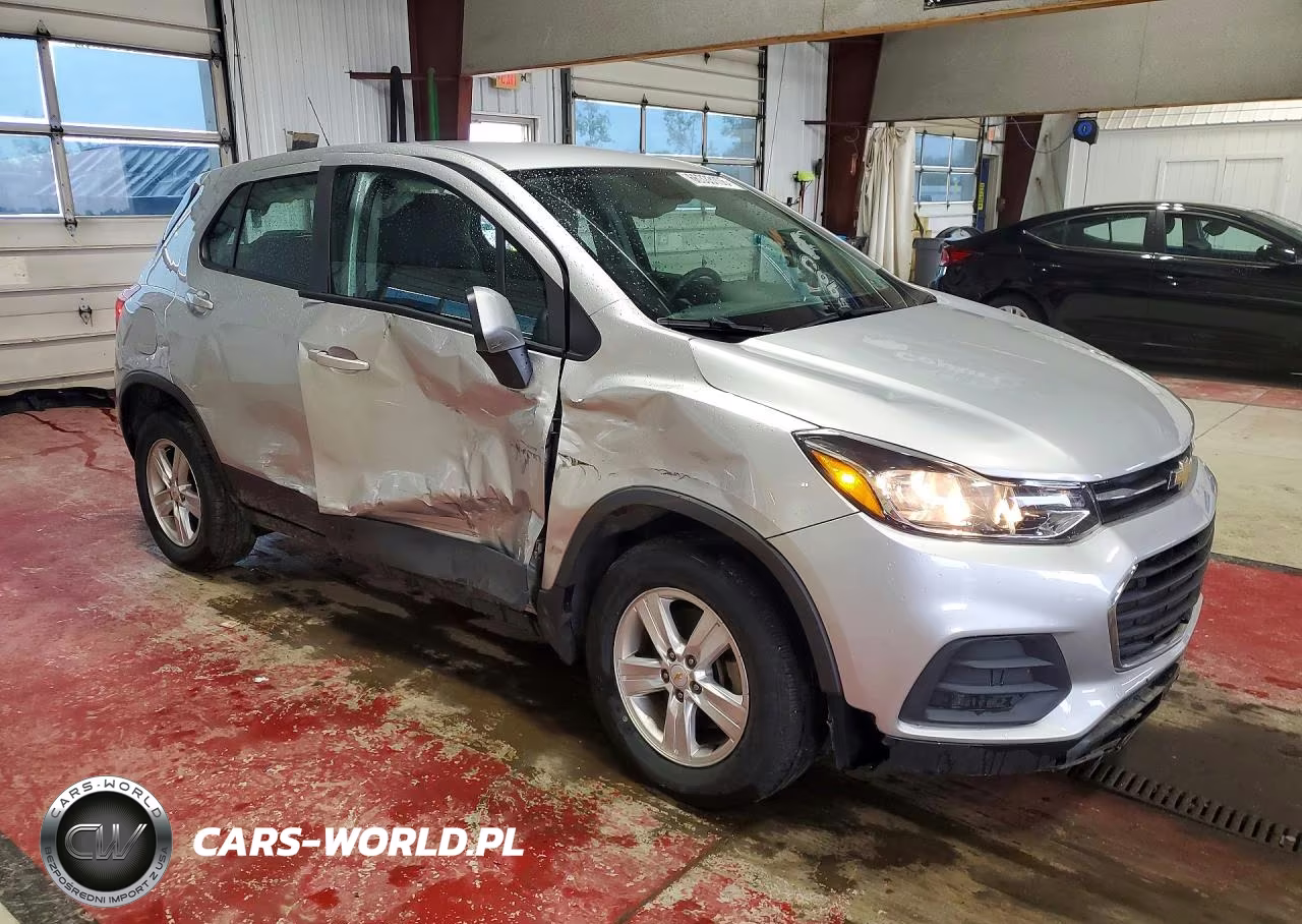2018 Chevrolet Trax Ls VIN:KL7CJNSB3JB722524 - 4