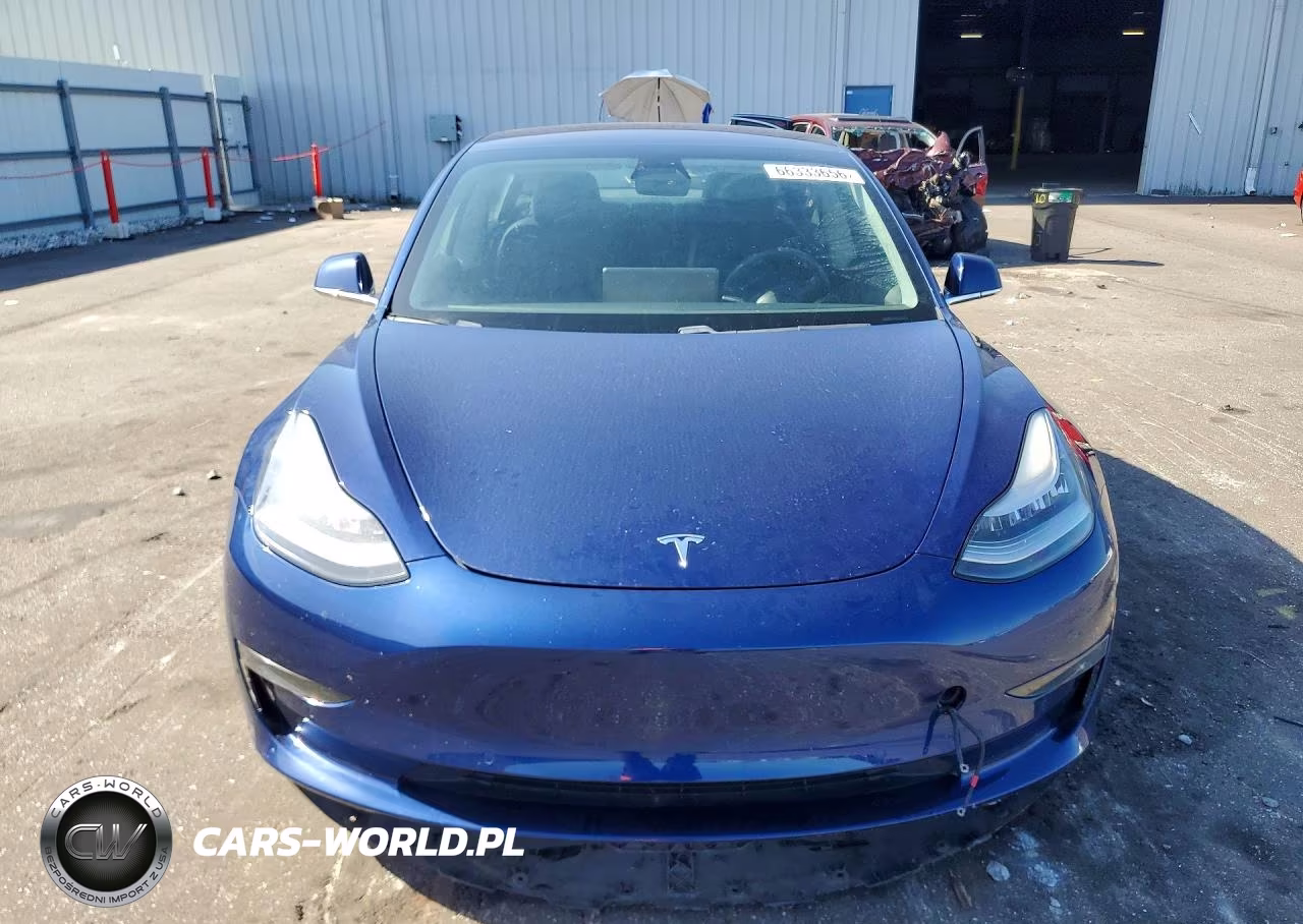 2018 Tesla Model 3 VIN:5YJ3E1EB0JF090073 - 5