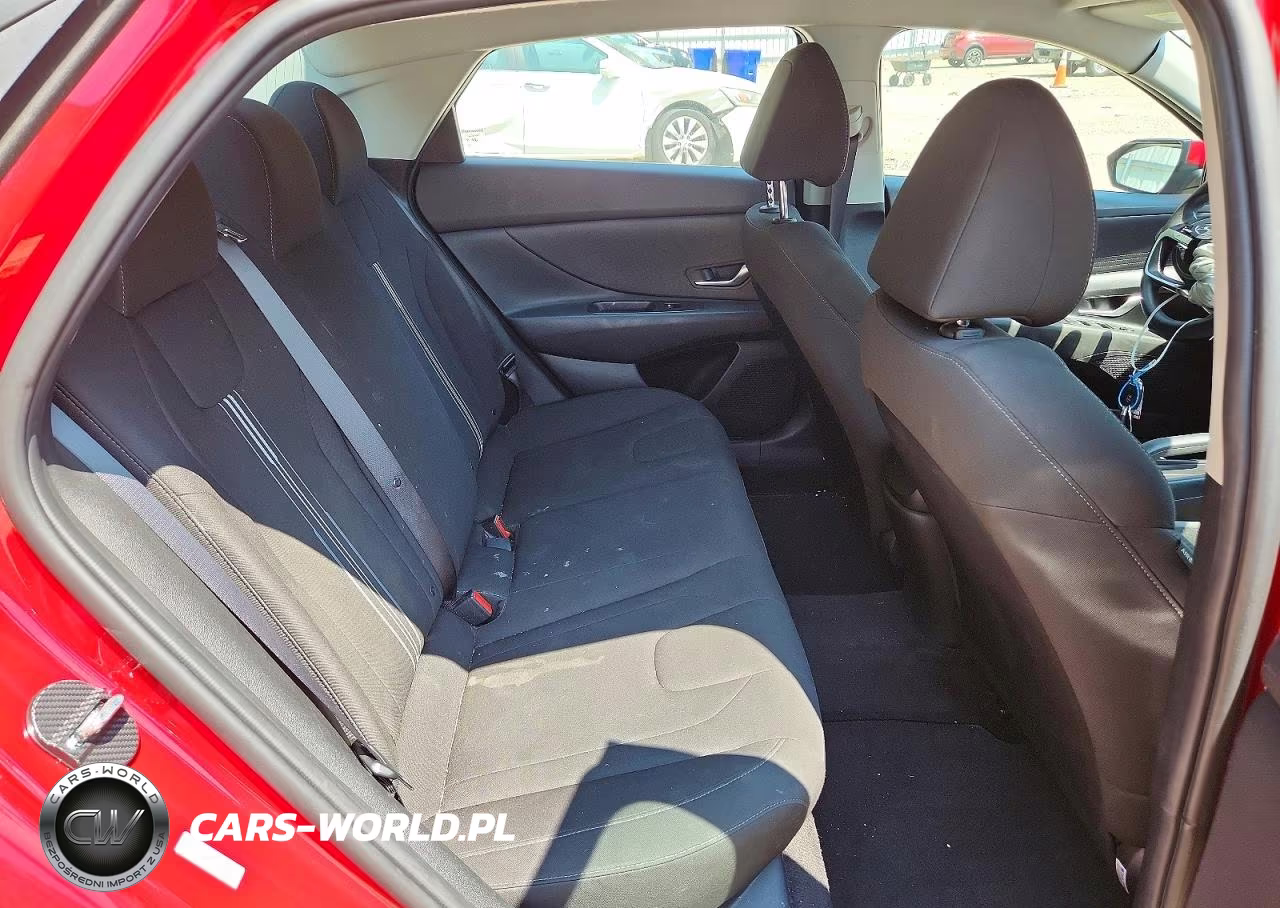 2021 Hyundai Elantra Sel VIN:KMHLM4AG7MU126869 - 10