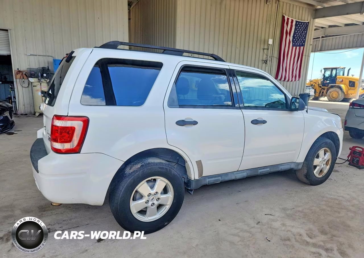 2011 Ford Escape Xlt VIN:1FMCU9DG1BKB40929 - 3