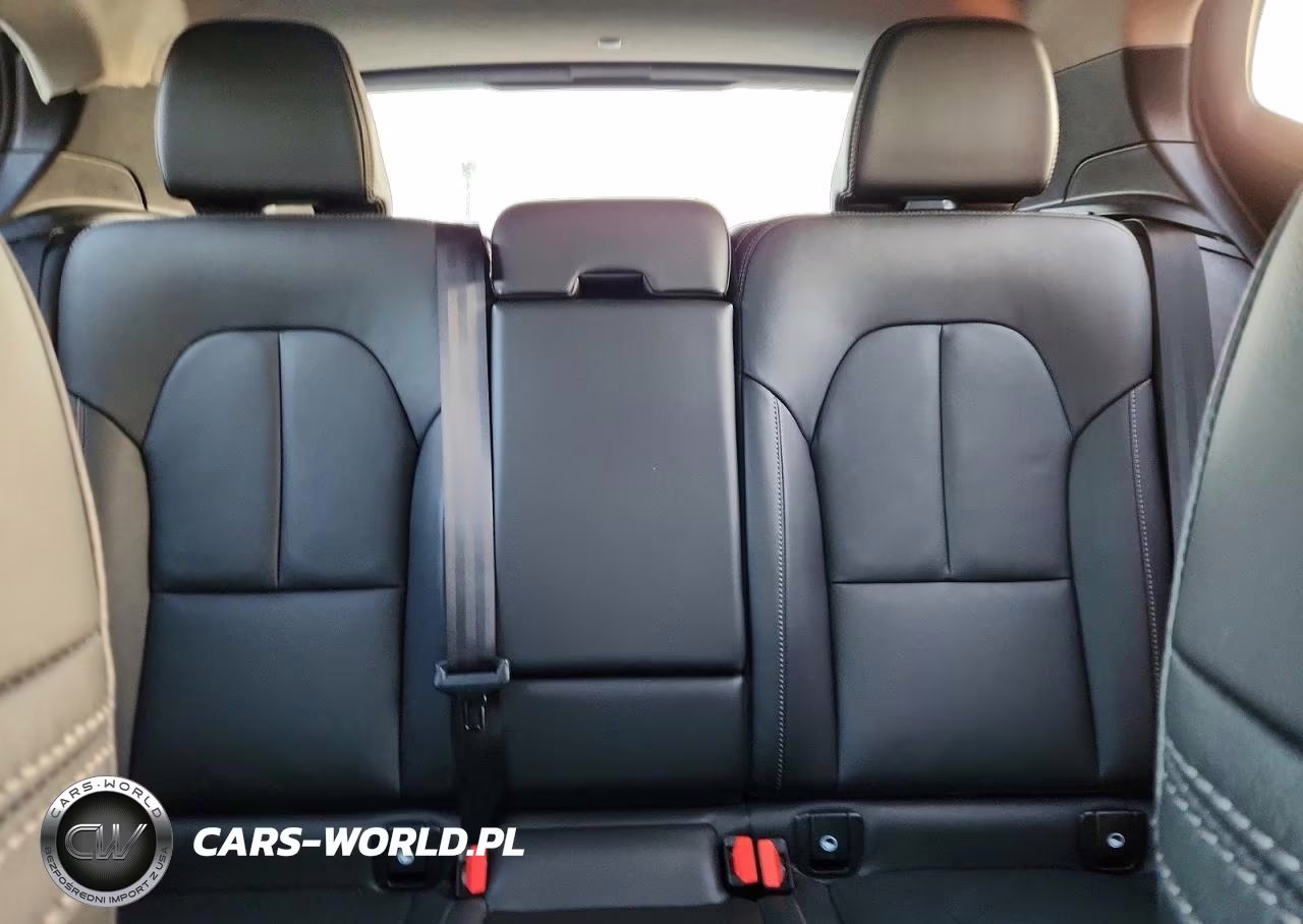 2025 Volvo Xc40 Plus VIN:YV4L12UC1S2495825 - 10