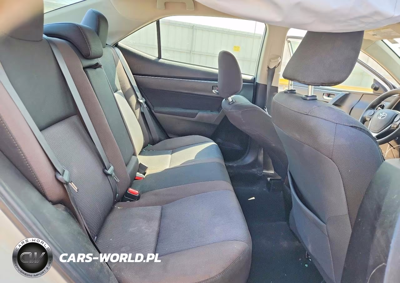 2019 Toyota Corolla Le VIN:5YFBURHE8KP886577 - 10