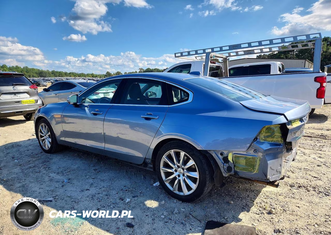 2017 Volvo S90 T6 Momentum VIN:YV1A22MK5H1005538 - 2