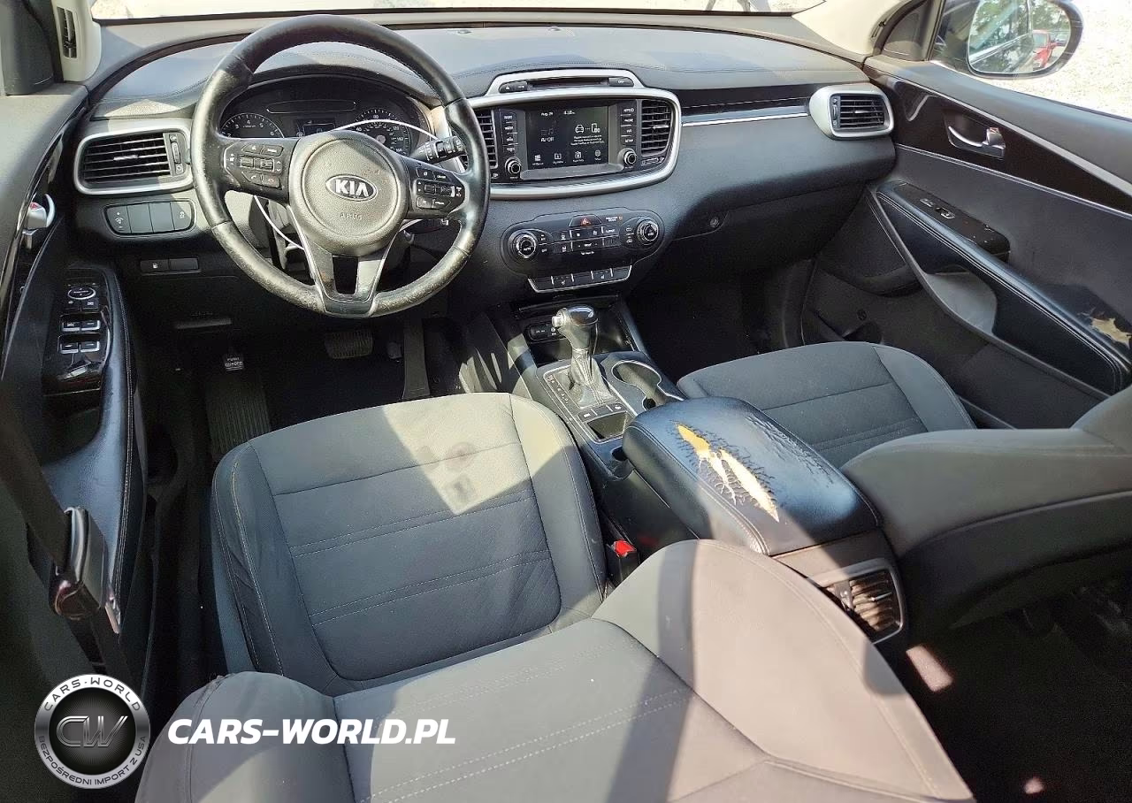 2017 Kia Sorento Lx VIN:5XYPG4A33HG296664 - 8