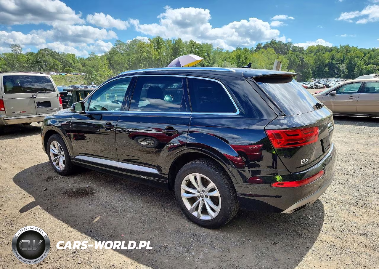 2017 Audi Q7 Premium Plus VIN:WA1LAAF70HD012989 - 2