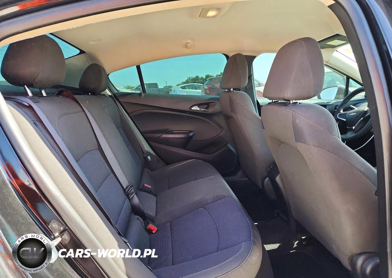 2018 Chevrolet Cruze Ls VIN:1G1BC5SM4J7247861 - 10