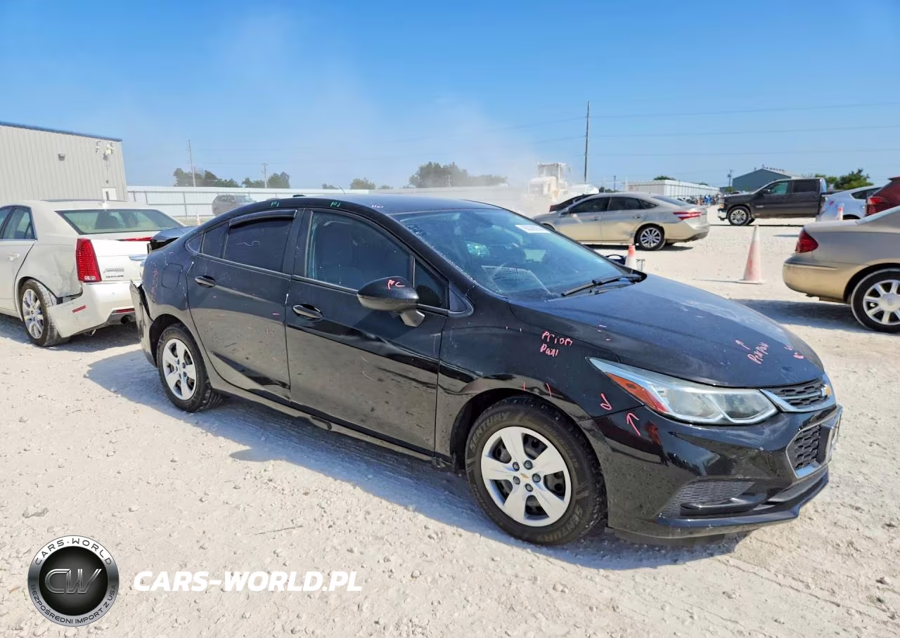 2018 Chevrolet Cruze Ls VIN:1G1BC5SM4J7247861 - 4