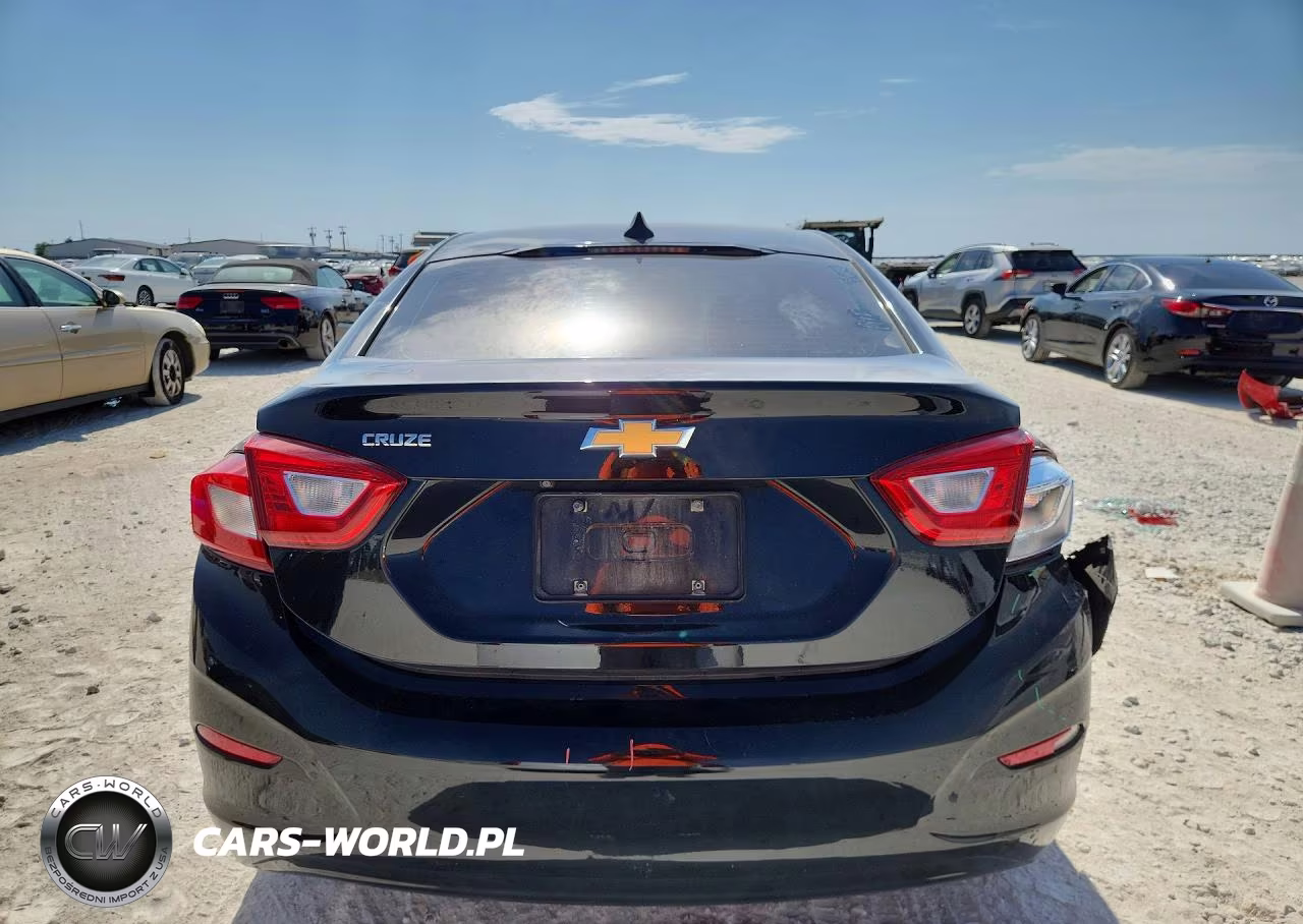 2018 Chevrolet Cruze Ls VIN:1G1BC5SM4J7247861 - 6