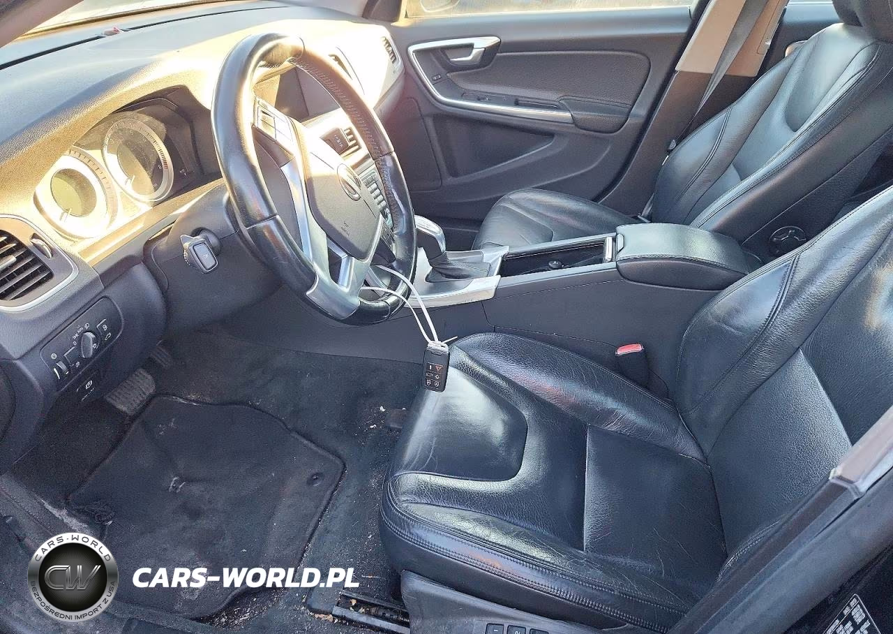 2013 Volvo S60 T5 VIN:YV1612FS3D1215121 - 7