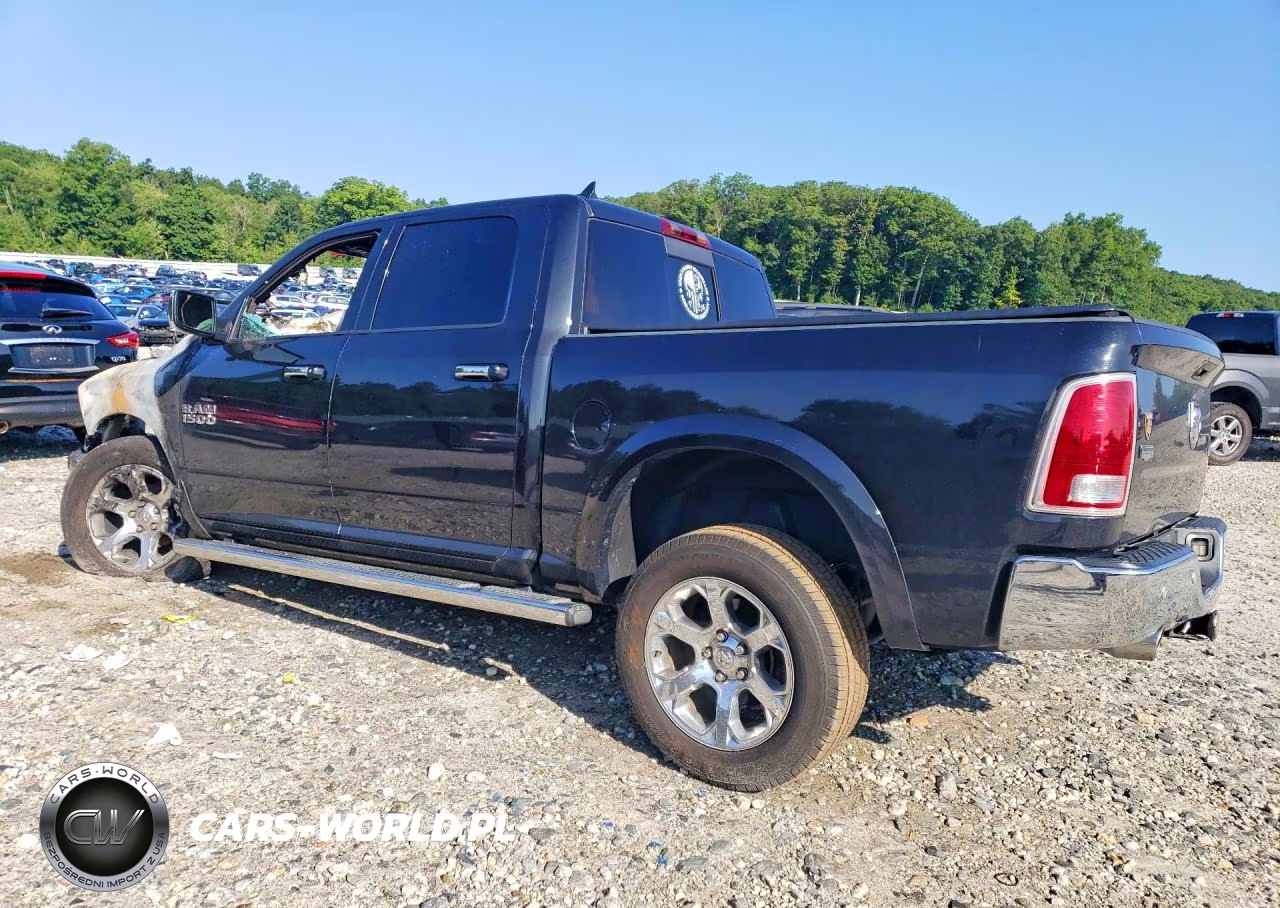 2018 Ram 1500 Laramie VIN:1C6RR7NM4JS254714 - 2