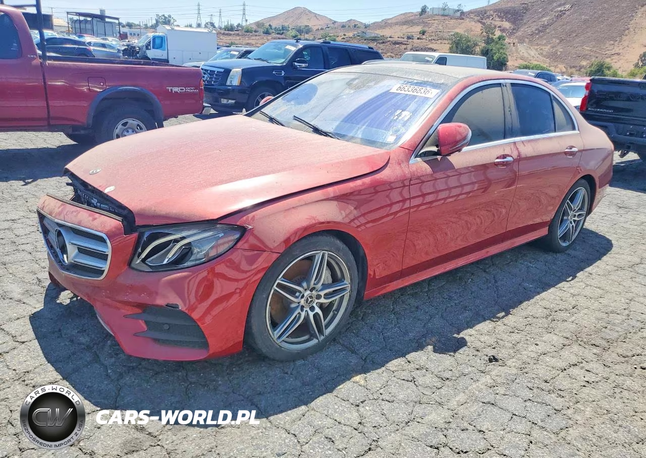 2019 Mercedes-Benz E 300 – zdjęcie 1 z 13