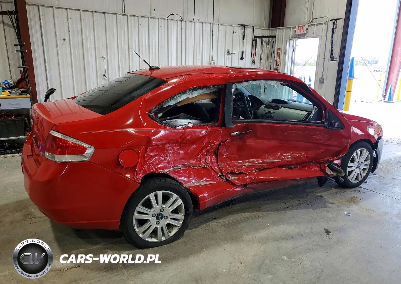 2008 Ford Focus Se VIN:1FAHP33N18W217191 - 3