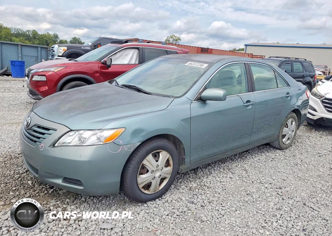 2009 Toyota Camry Le – zdjęcie 1 z 12