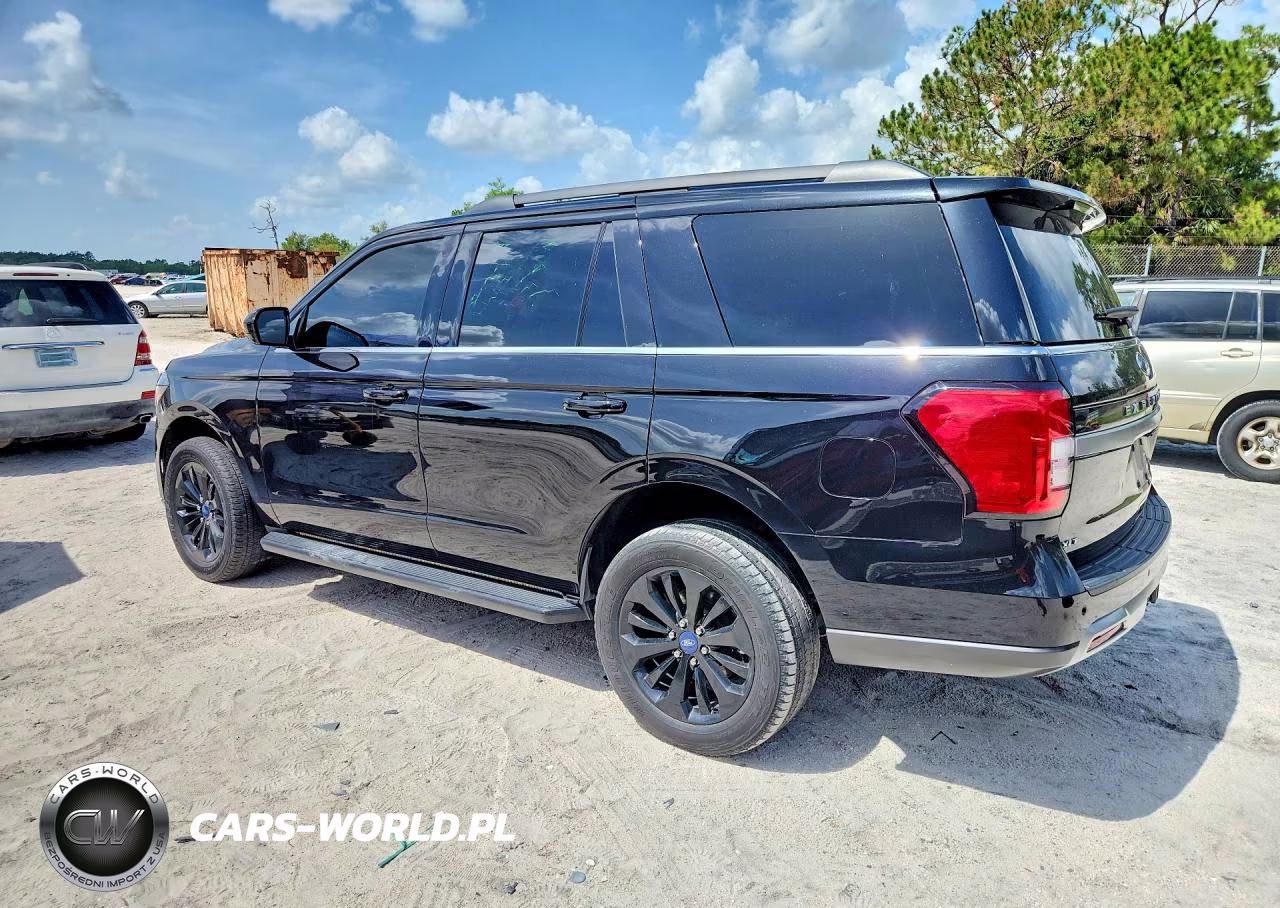 2024 Ford Expedition Xlt VIN:1FMJU1H89REA19585 - 2