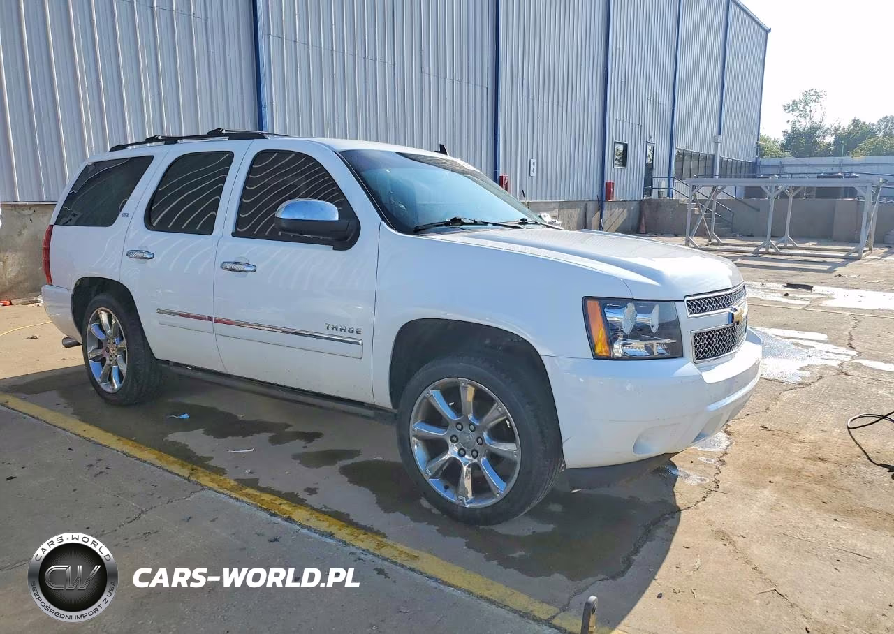 2013 Chevrolet Tahoe K1500 Ltz VIN:1GNSKCE0XDR275655 - 4
