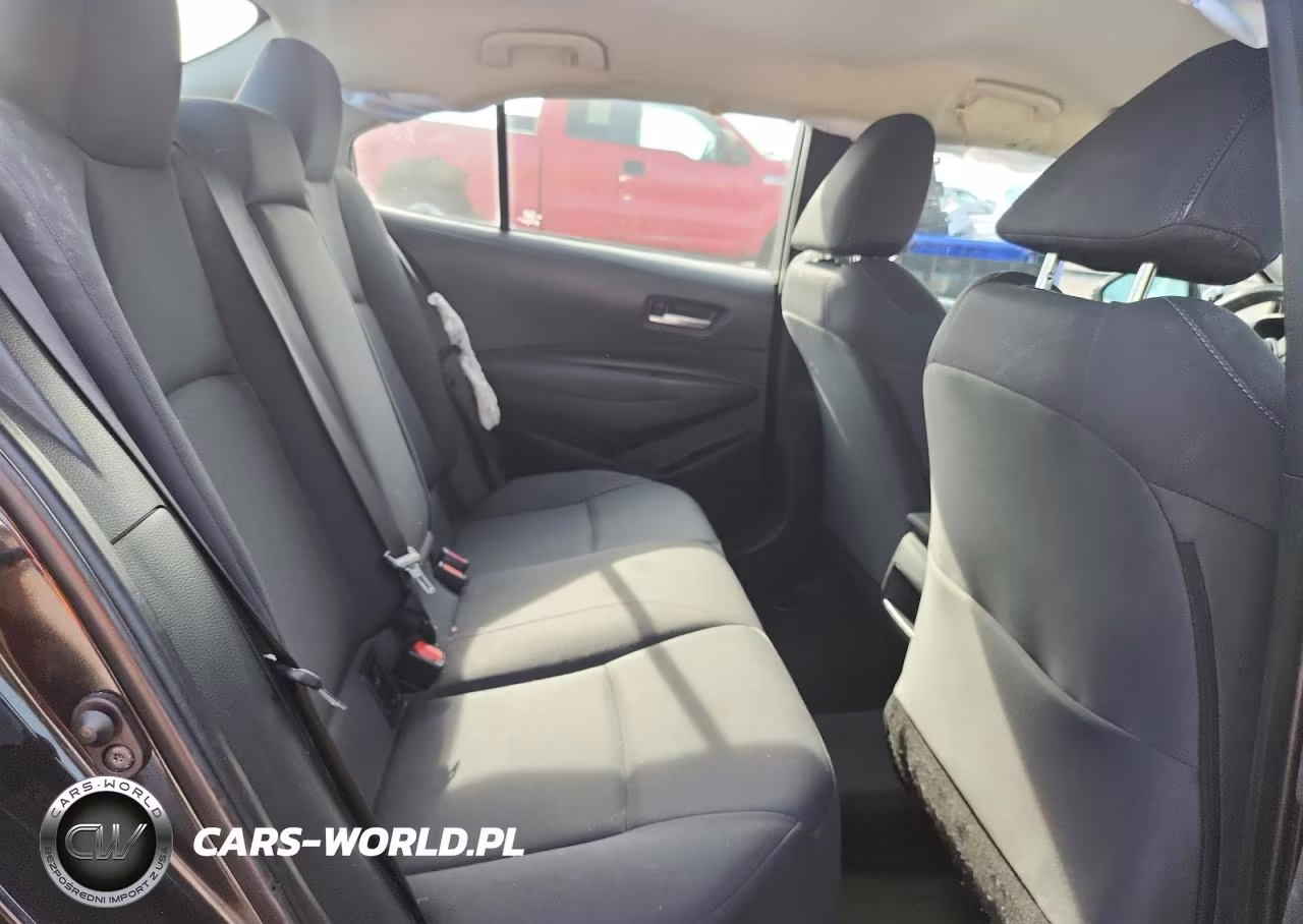 2021 Toyota Corolla Le VIN:5YFVPMAEXMP245869 - 10
