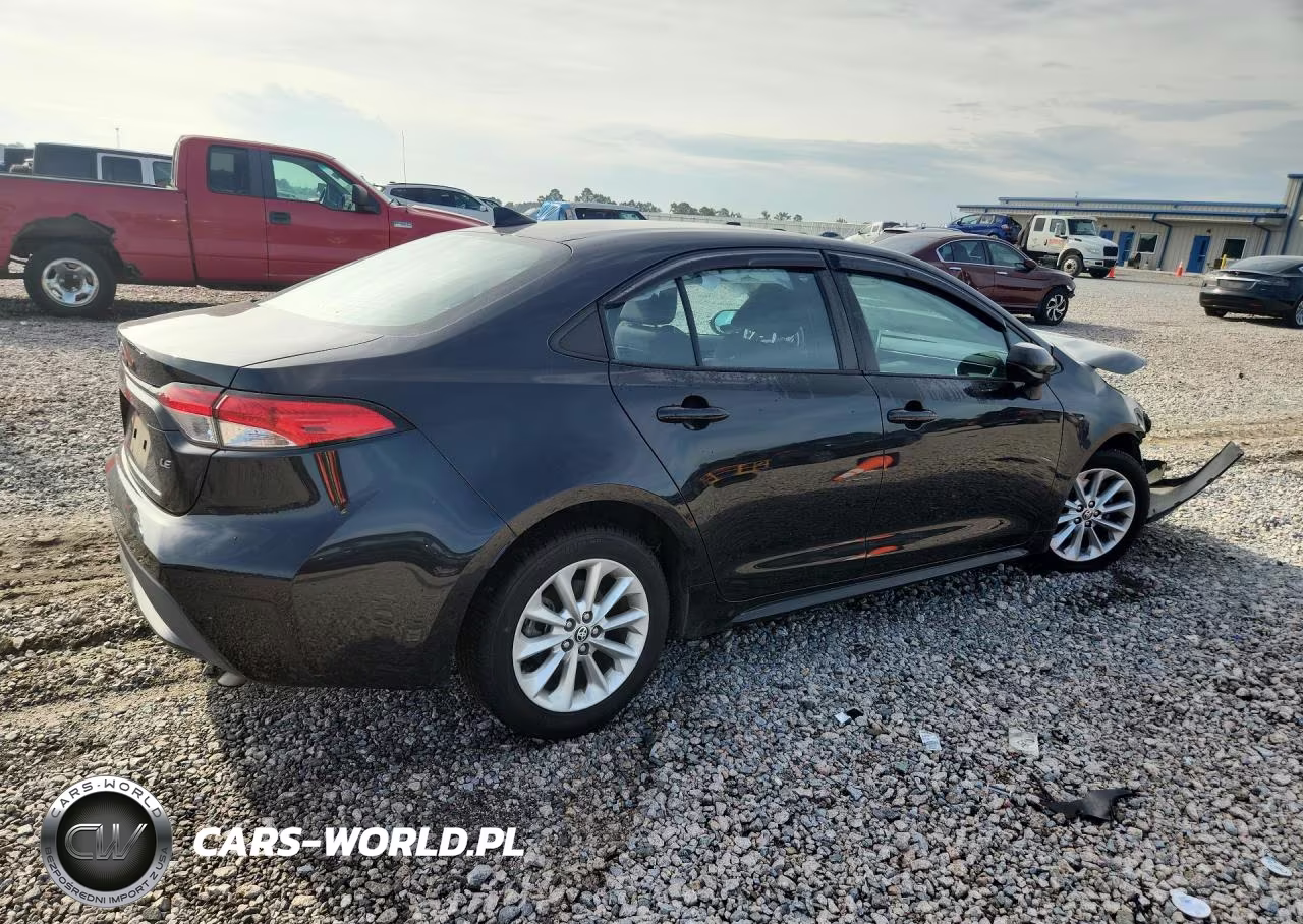 2021 Toyota Corolla Le VIN:5YFVPMAEXMP245869 - 3