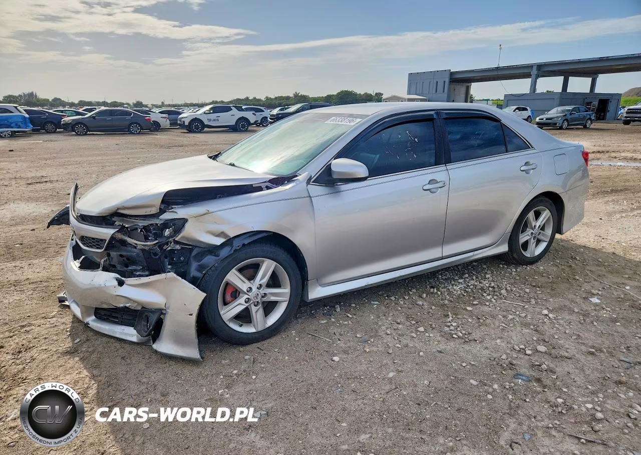 2014 Toyota Camry Se VIN:4T1BF1FK0EU354411 - 1