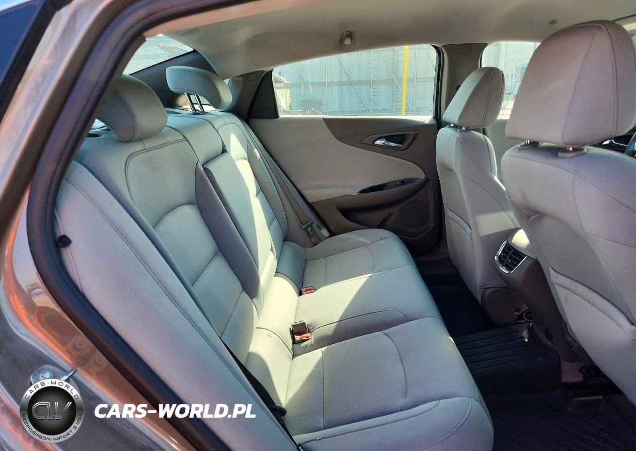 2020 Chevrolet Malibu Lt VIN:1G1ZD5ST1LF058385 - 10