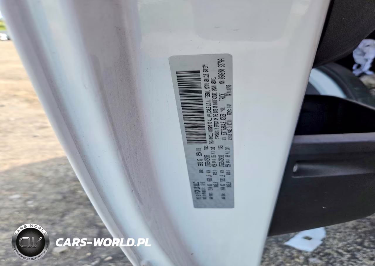 2018 Ram Promaster 1500 Delivery Van VIN:3C6TRVBG4JE143558 - 13