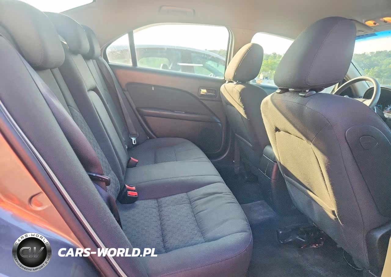 2010 Ford Fusion Se VIN:3FAHP0HA1AR317787 - 10