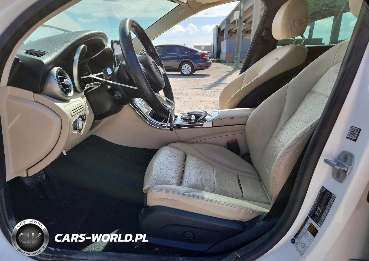 2015 Mercedes-Benz C 300 VIN:55SWF4JB6FU096290 - 7