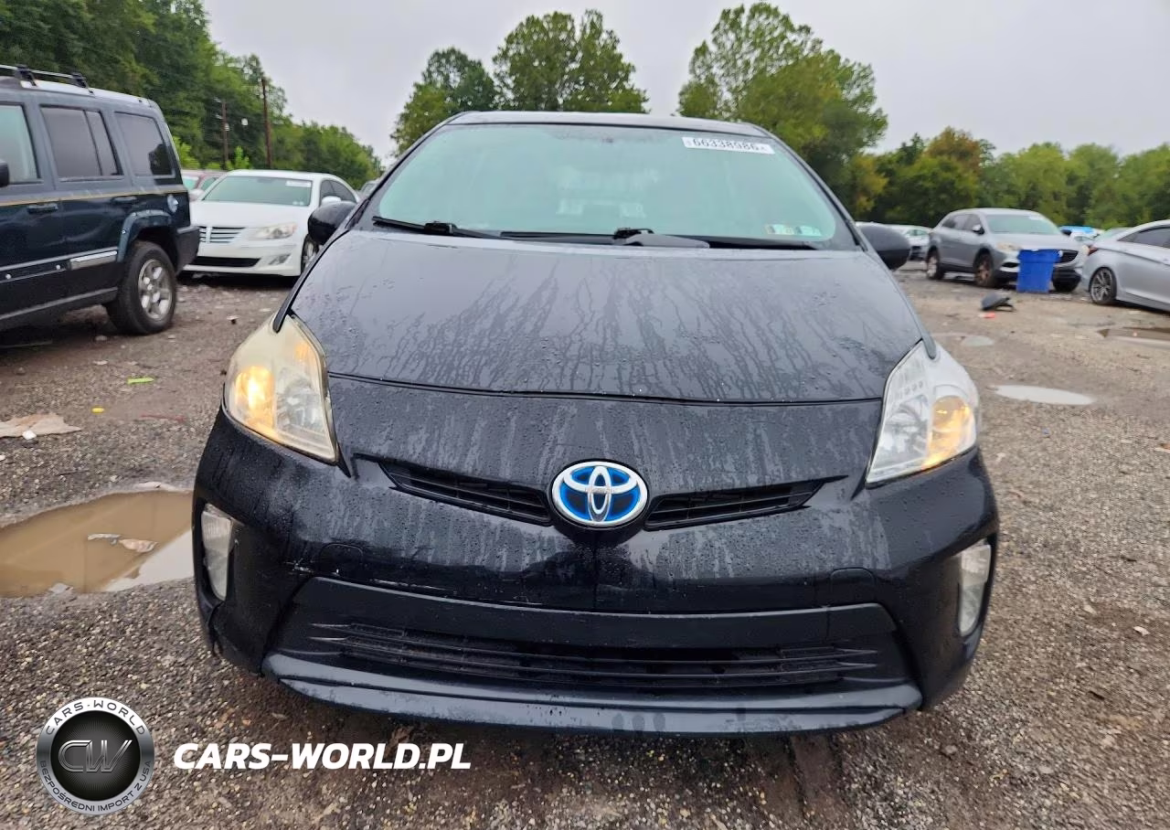 2015 Toyota Prius Three VIN:JTDKN3DU6F1917665 - 5