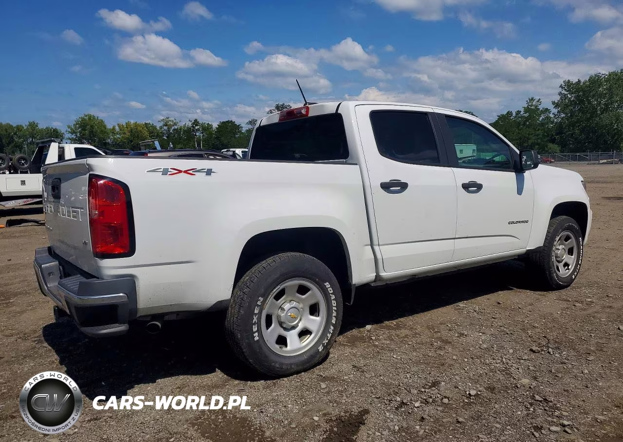 2021 Chevrolet Colorado VIN:1GCGTBEN1M1107175 - 3