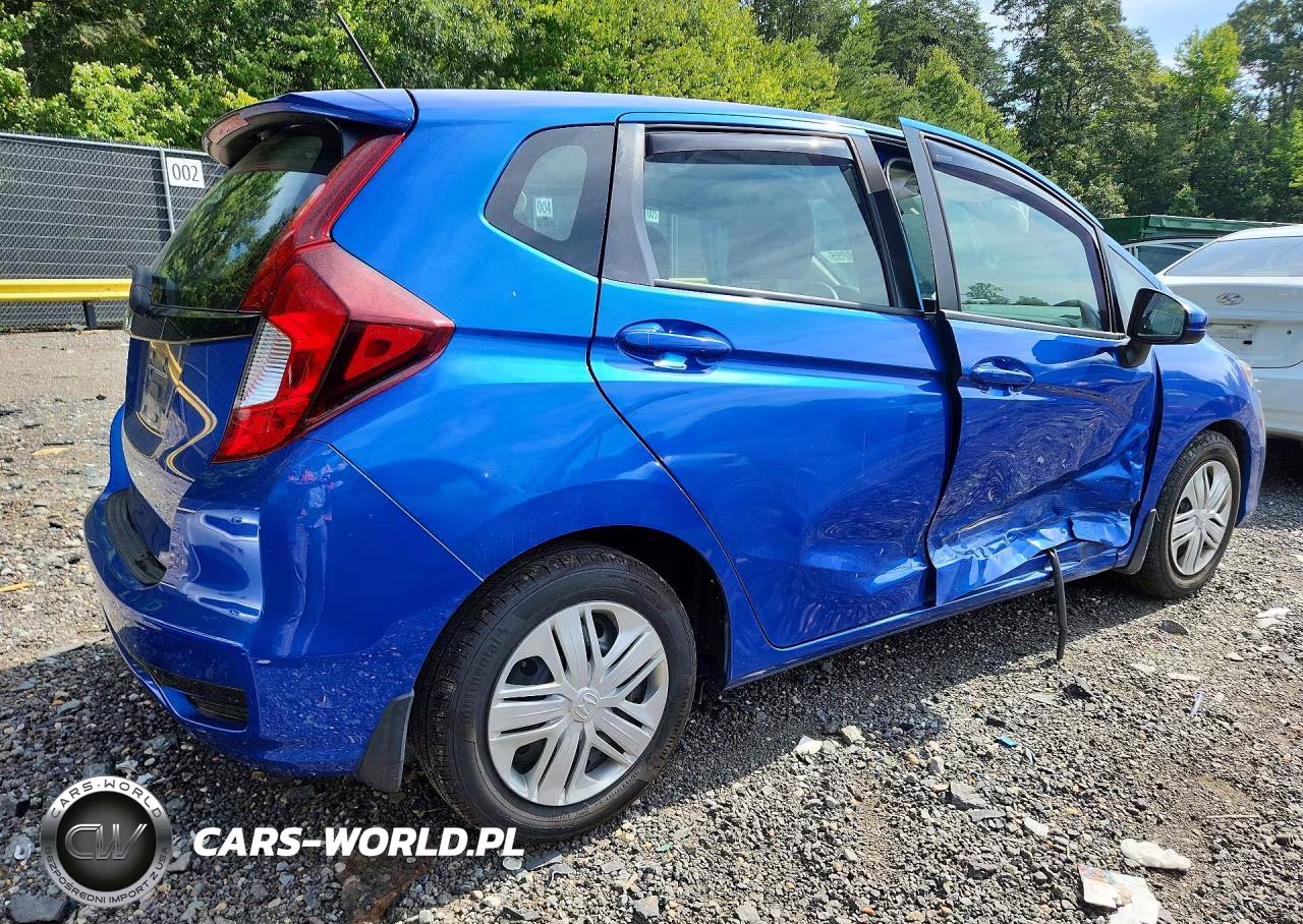 2020 Honda Fit Lx VIN:3HGGK5H4XLM724830 - 3